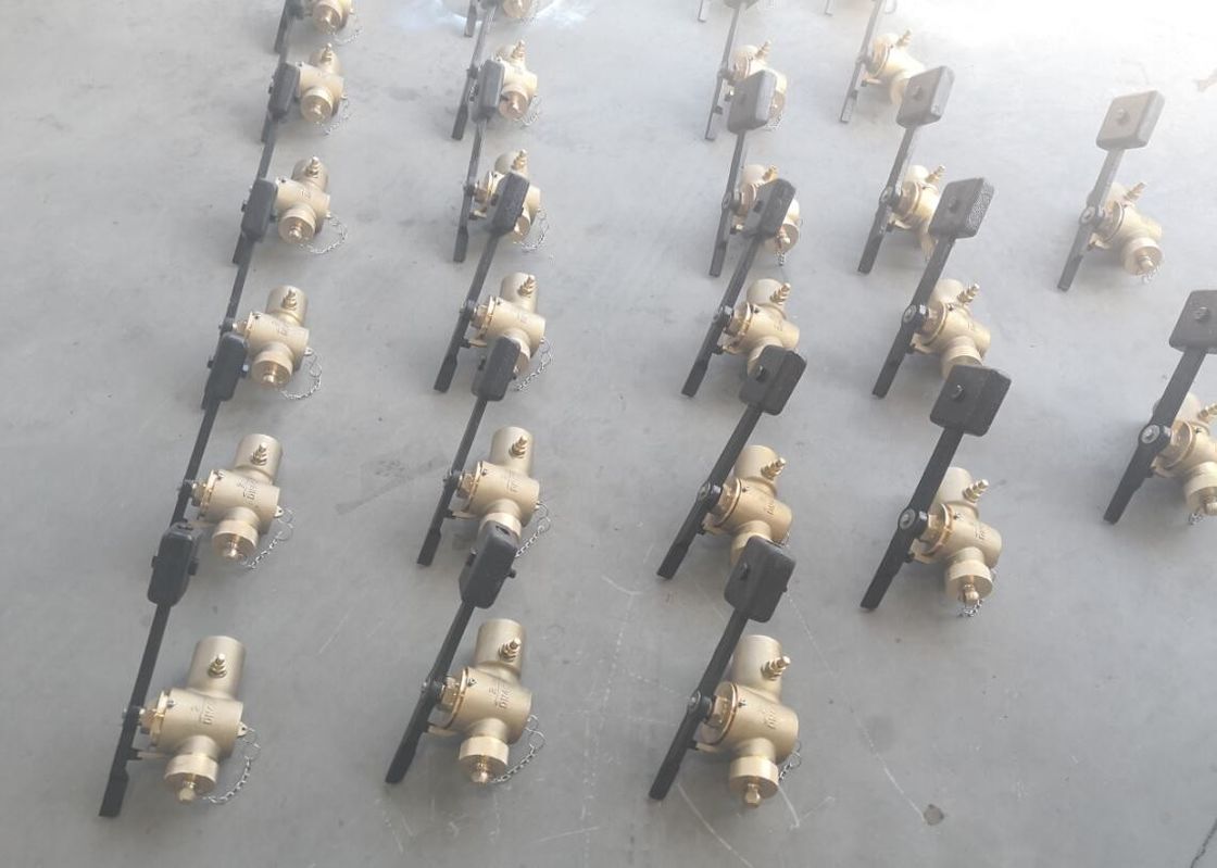 In ottone o in bronzo e a sonorizzazione assemblaggio di valvole auto-chiuse con imballaggio